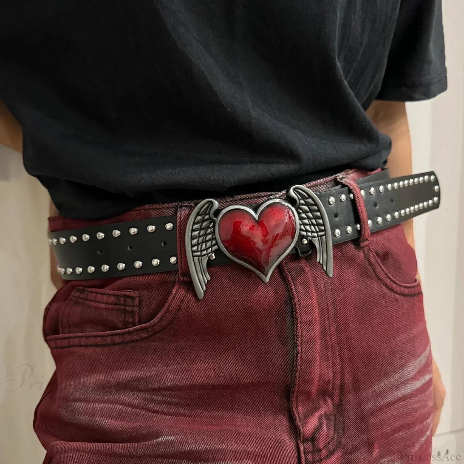 Y2K Genderless Gothic Crimson Heart Strap - Image 3