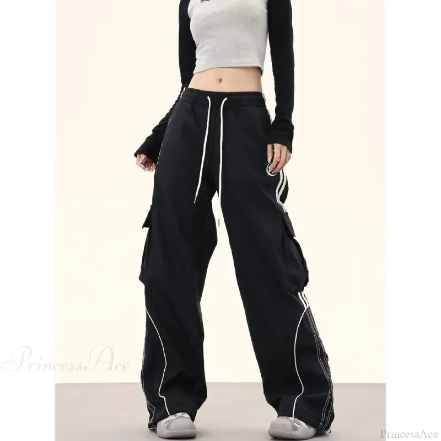 Y2K Oversized Cargo Pants - Image 3