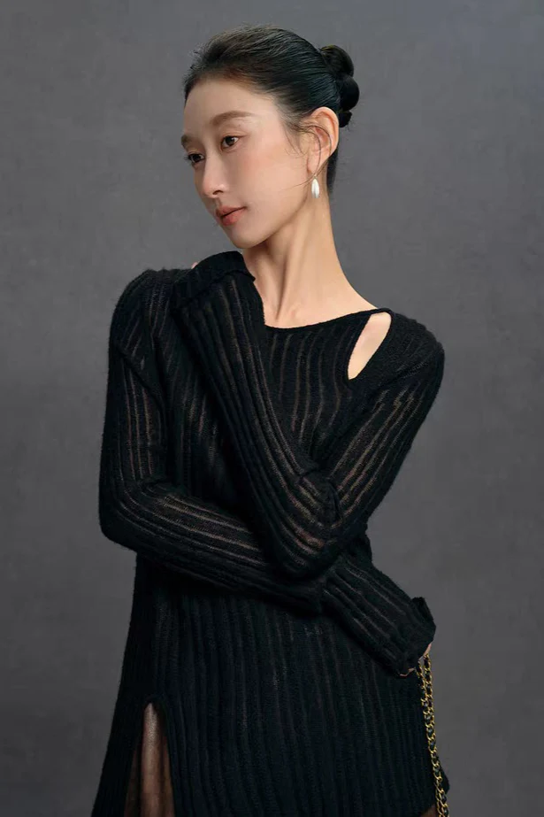Yaohua Xiyan French Elegant Wool Openwork Ribbed Knit Top - Image 9